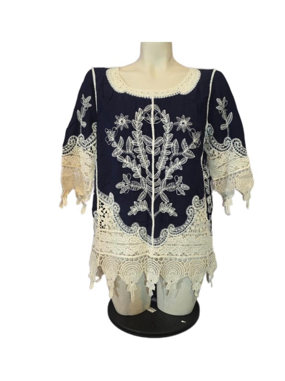 Cato Black Top with Cream Crochet Hems Size Medium